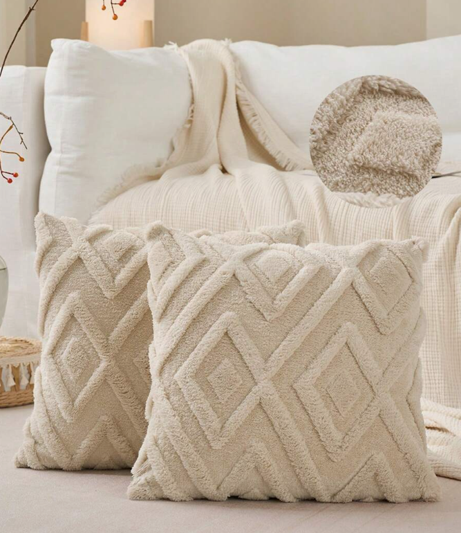 Set of 2 Faux Fur Cream White Throw Pillow Covers (45cmx45cm)